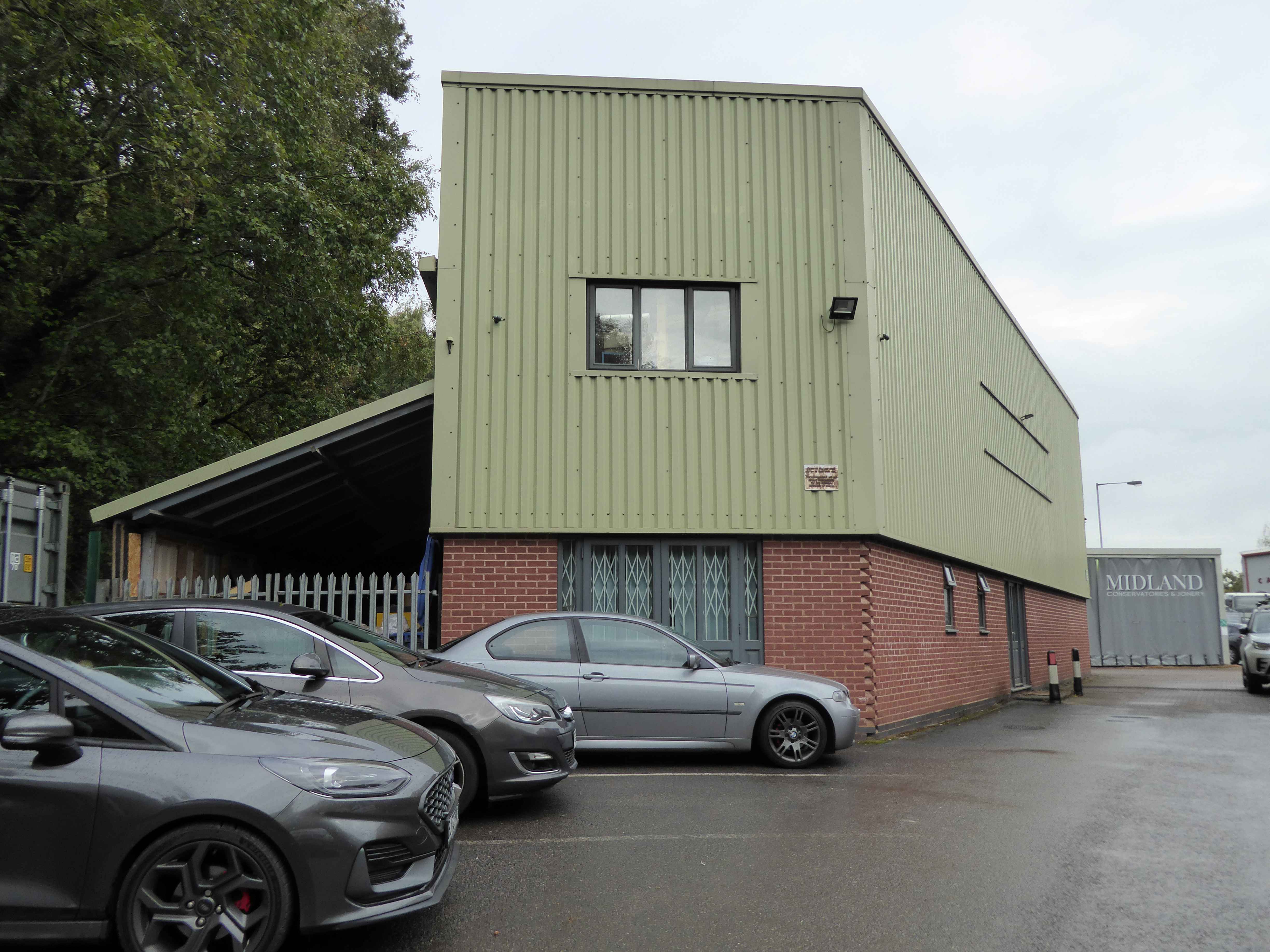 Industrial Unit in Cannock - photo 2